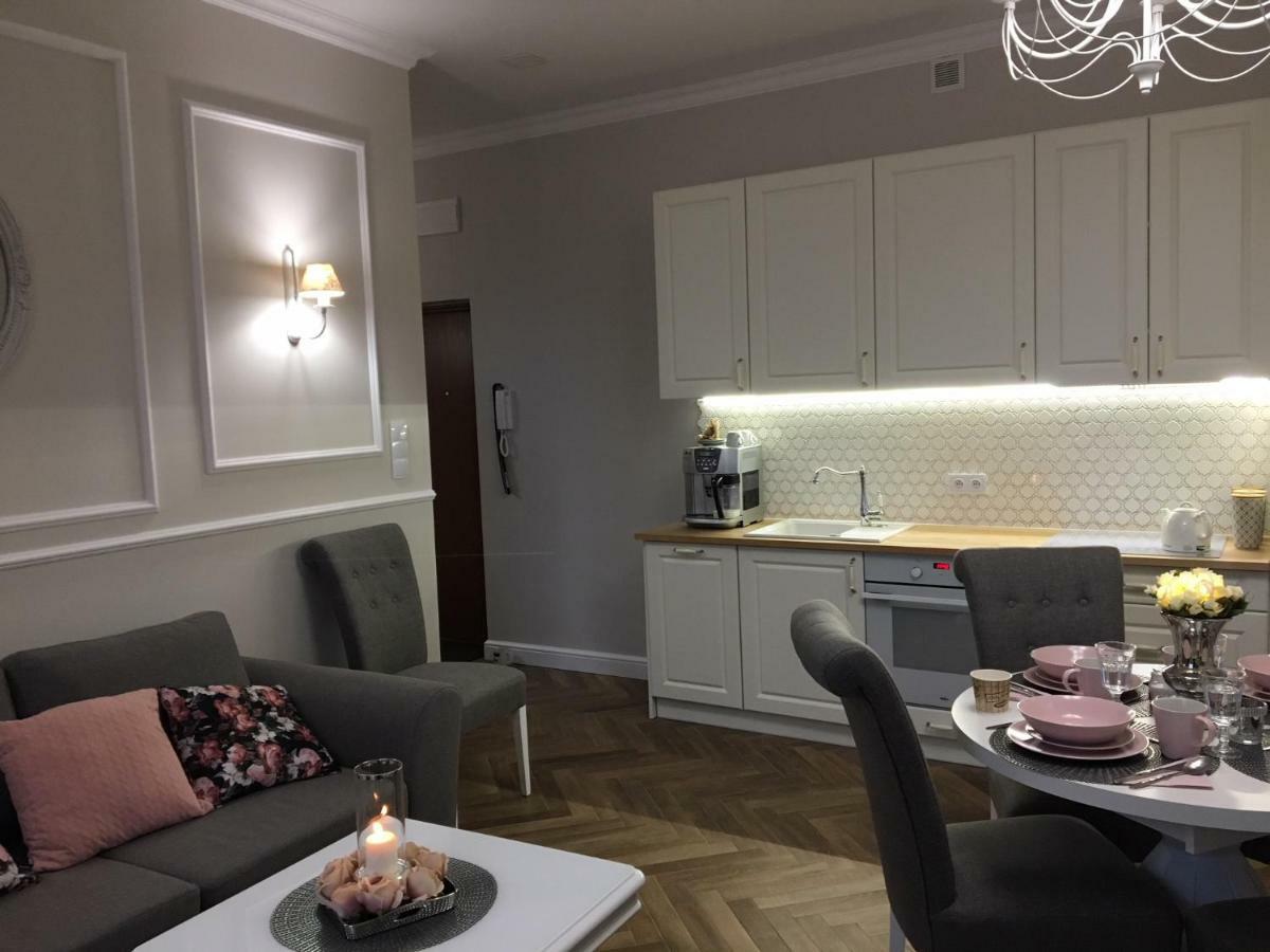Family & Business Sauna Apartments Sienkiewicza No1 Centrum Plac Lliteratow- Piekny Apartament - 1 Bedroom With Private Sauna, Bath With Hydromassage, Parking Кельце Екстер'єр фото