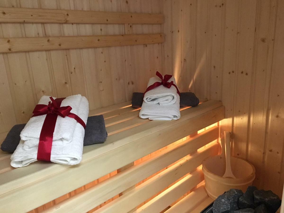 Family & Business Sauna Apartments Sienkiewicza No1 Centrum Plac Lliteratow- Piekny Apartament - 1 Bedroom With Private Sauna, Bath With Hydromassage, Parking Кельце Екстер'єр фото